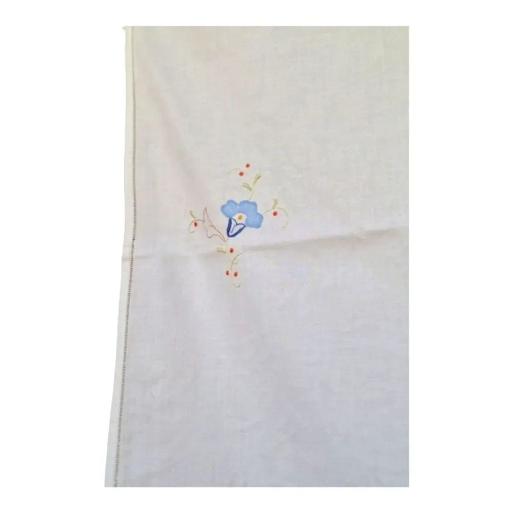 Irish table linen Set 8 Napkins 72 x 90 Tablecloth Embroidered Handmade Floral